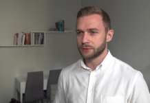 Branża szkoleniowa coraz chętniej sięga po technologię VR. W wirtualnym świecie nauczy, jak przeprowadzić zwalnianie pracowników