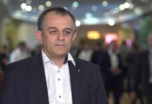 Pracujący personel medyczny coraz mocniej odczuwa skutki braków kadrowych w ochronie zdrowia. Zmagają się z wypaleniem zawodowym i chcą odejść z zawodu