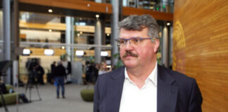 M. Wąsik (PiS): Istnieją lepsze narzędzia ostrzegania niż Alert RCB. Wymagają jednak nałożenia na operatorów komórkowych nowych obowiązków