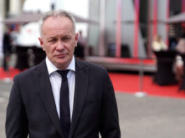 Przemysł nie rezygnuje z inwestycji mimo dużej niepewności. Napędzają je wysokie ceny energii