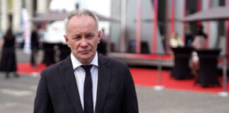 Przemysł nie rezygnuje z inwestycji mimo dużej niepewności. Napędzają je wysokie ceny energii